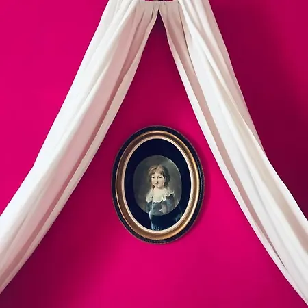 Nocleg ze śniadaniem La Maison Des Roses Moulins (Allier)