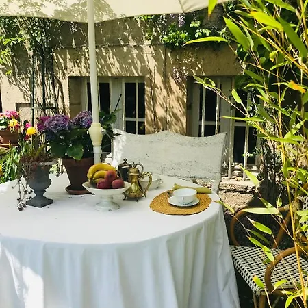 La Maison Des Roses * Moulins (Allier)